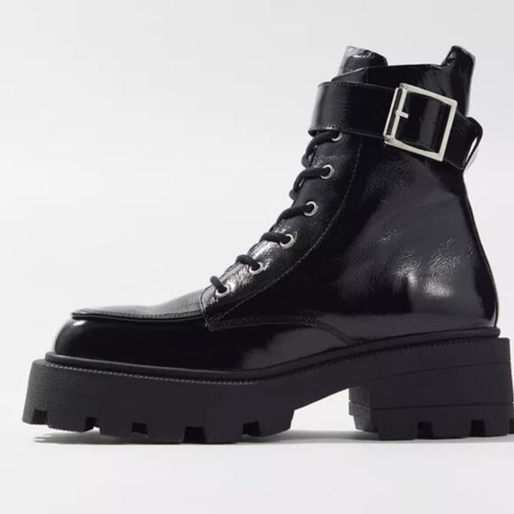 Urban Outfitters x Cooperative Tania Buckled Boot NWT Women's 8 - Picture 1 of 7